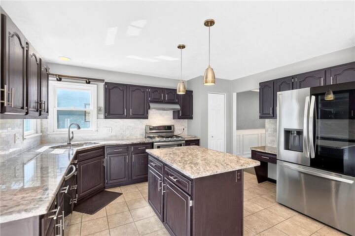 Property Photo: 7020 Franklin Road PA 16046