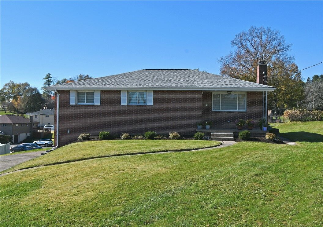 Property Photo: 350 Jenny Lynn Drive PA 15108