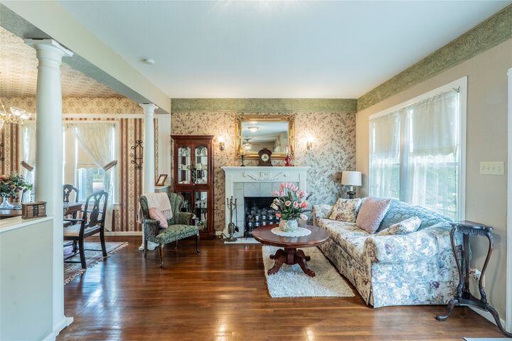 Property Photo:  302 Alva Street  TX 76578 