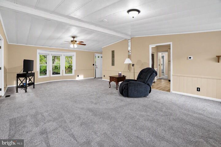 Property Photo: 2917 E High Street 56 PA 19464