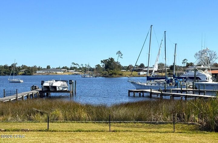 Property Photo: 643 S Berthe Avenue FL 32404