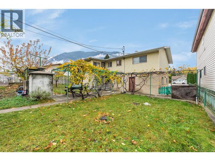 Property Photo:  310 7th Avenue  BC V1N 1P9 