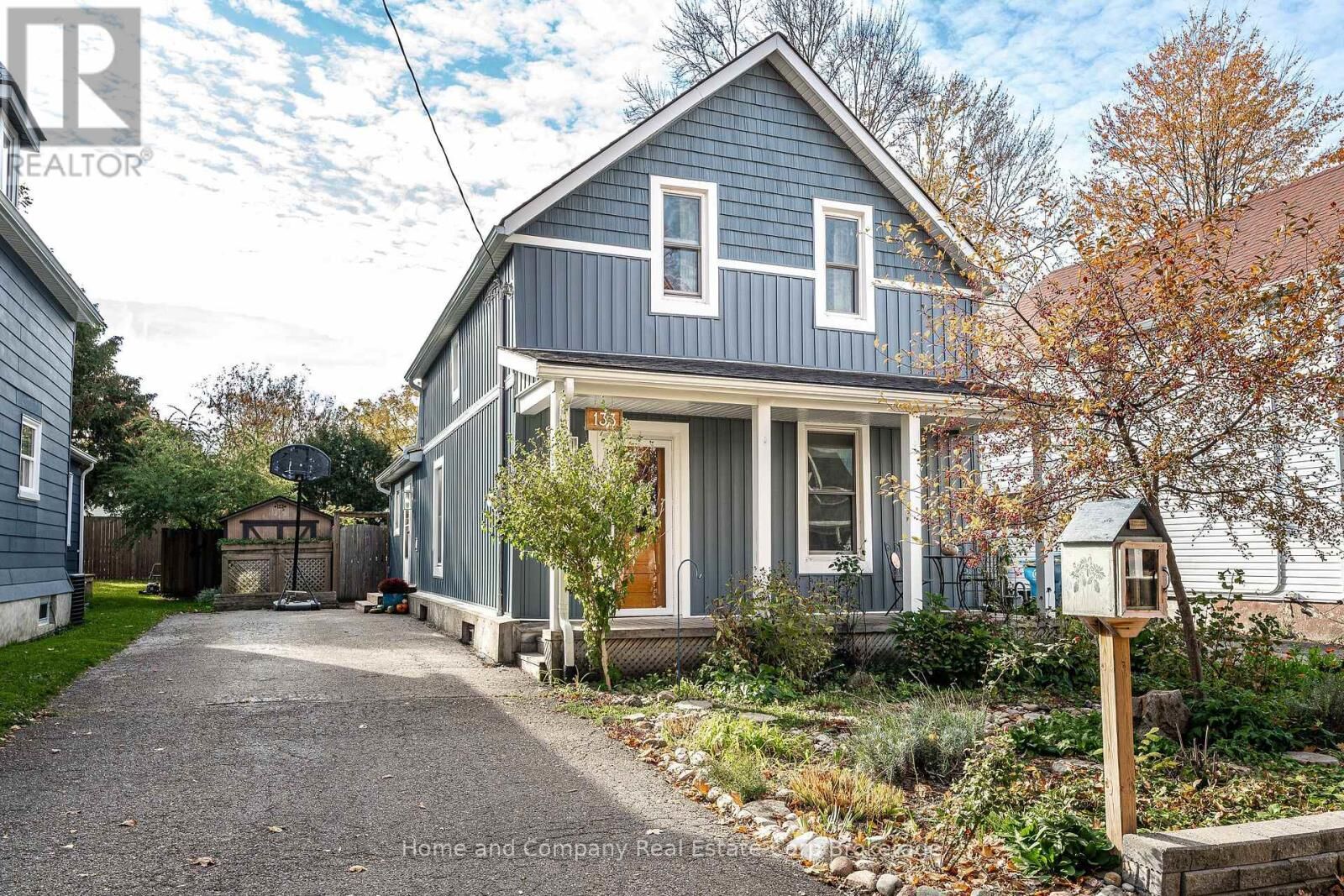 Property Photo:  133 Rebecca Street  ON N5A 3P4 
