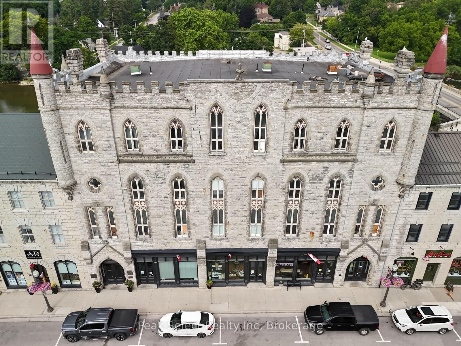 Property Photo: 20 Water Street South 21 ON N4X 1C1