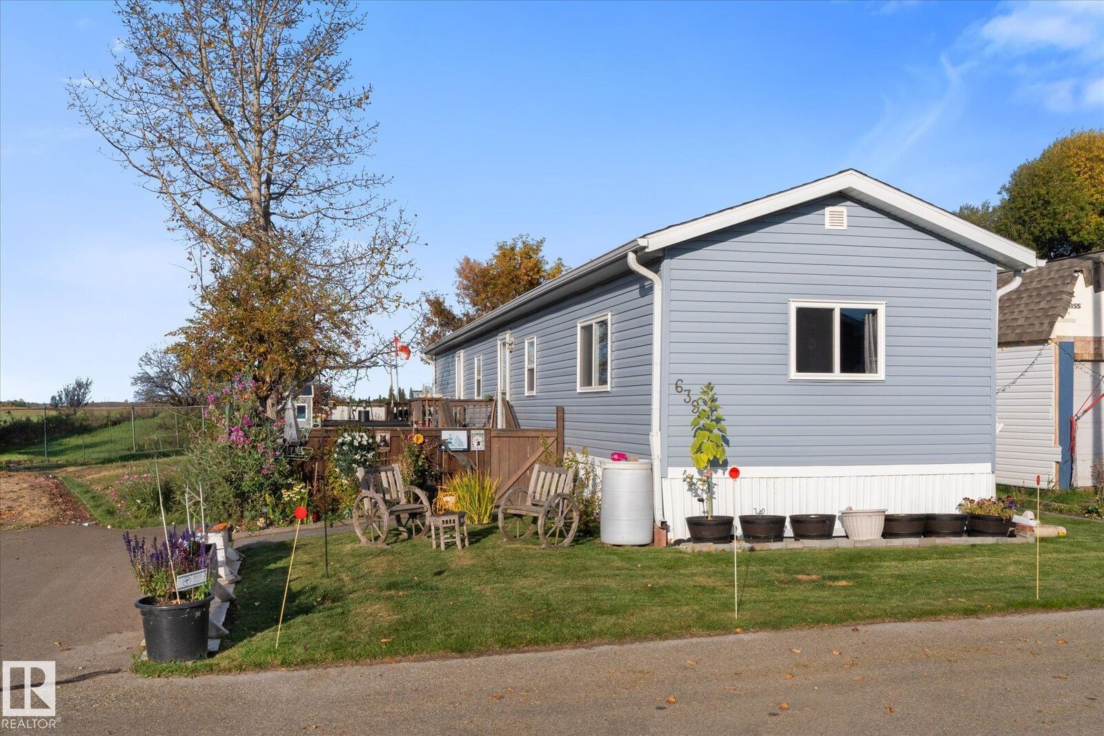 Property Photo:  639 53222 Rge Rd 272  AB T7X 3P7 