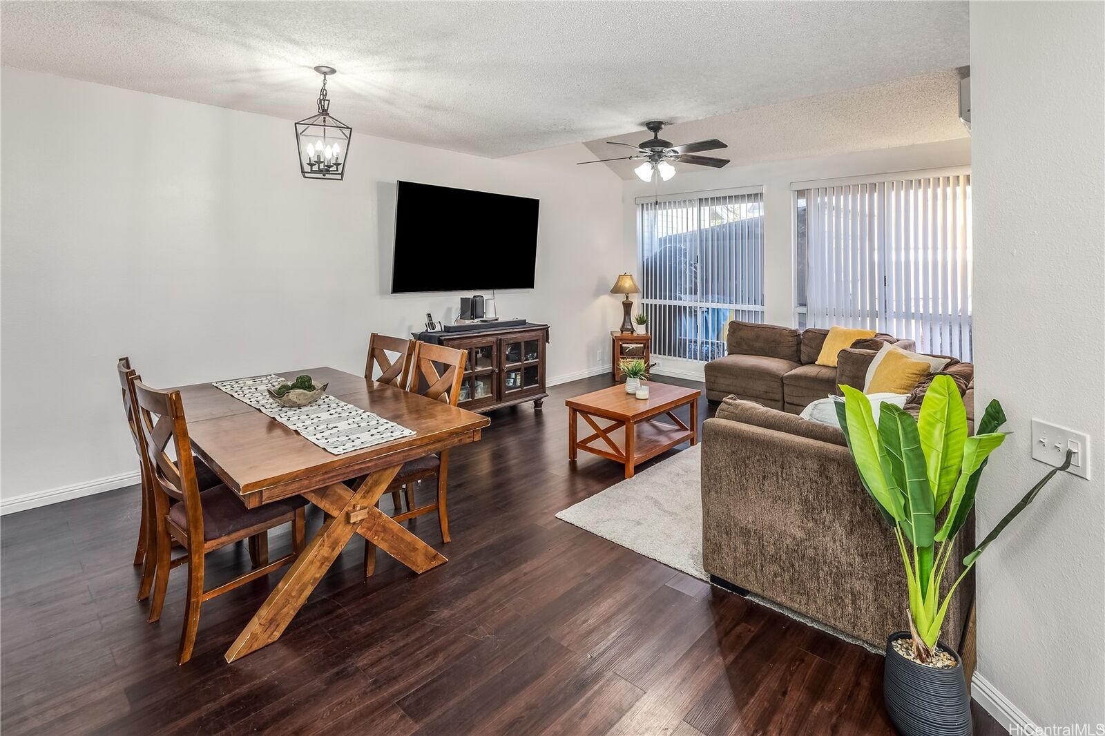 Property Photo: 91-1069 Laaulu Street 5E HI 96706