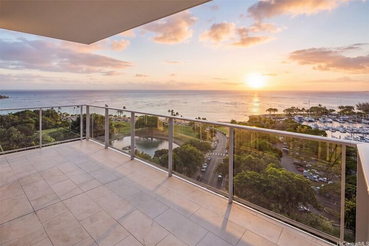 Property Photo:  1118 Ala Moana Boulevard 1400  HI 96814 