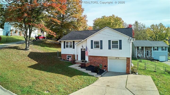 Property Photo: 5010 Shannon Drive WV 25313