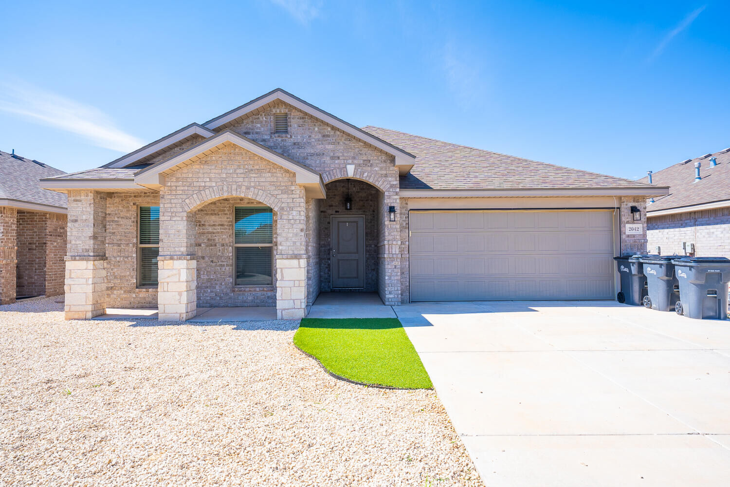 Property Photo: 2026 Kenwood Avenue TX 79407