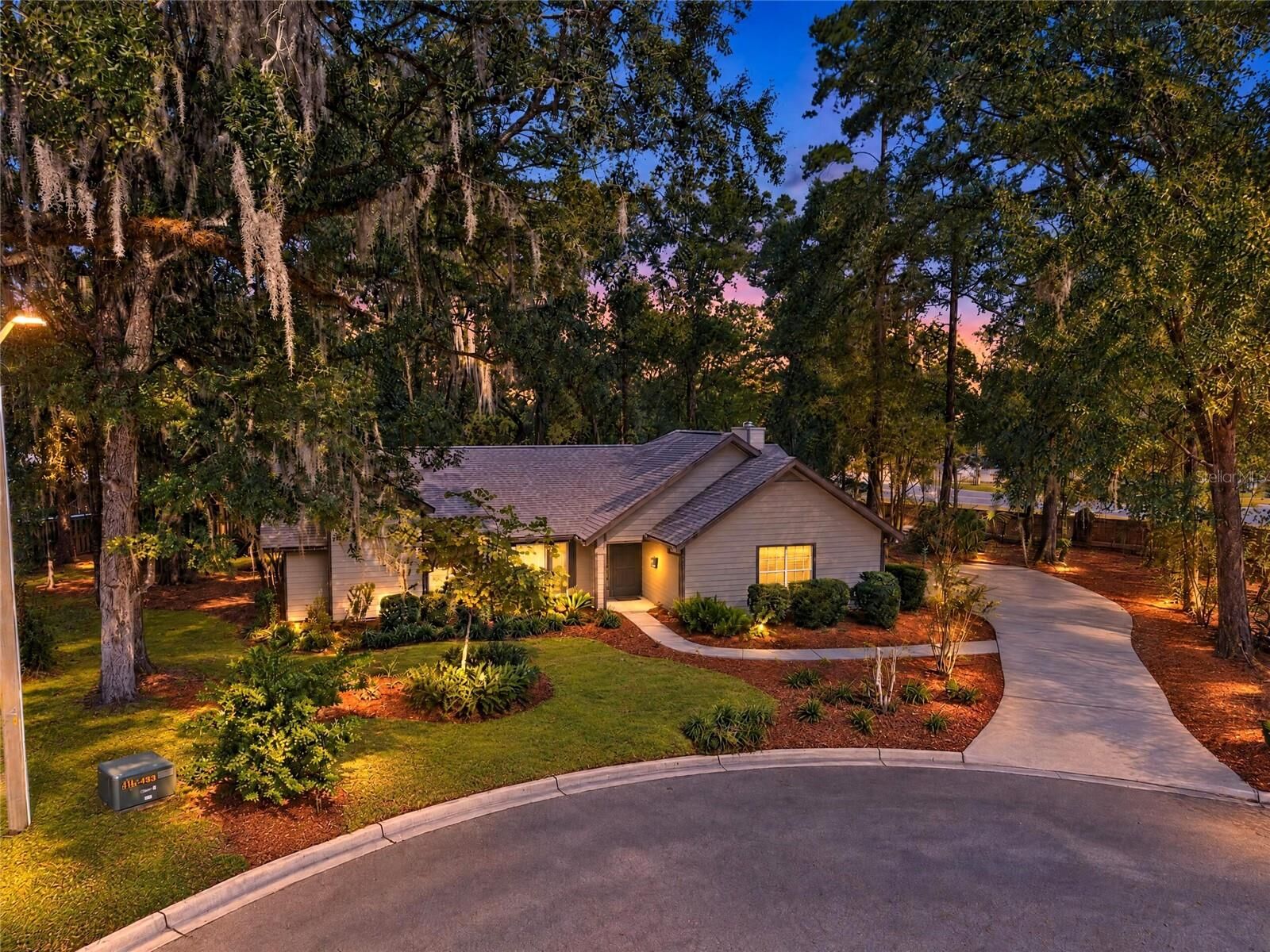 Property Photo:  4143 NW 34th Terrace  FL 32605 