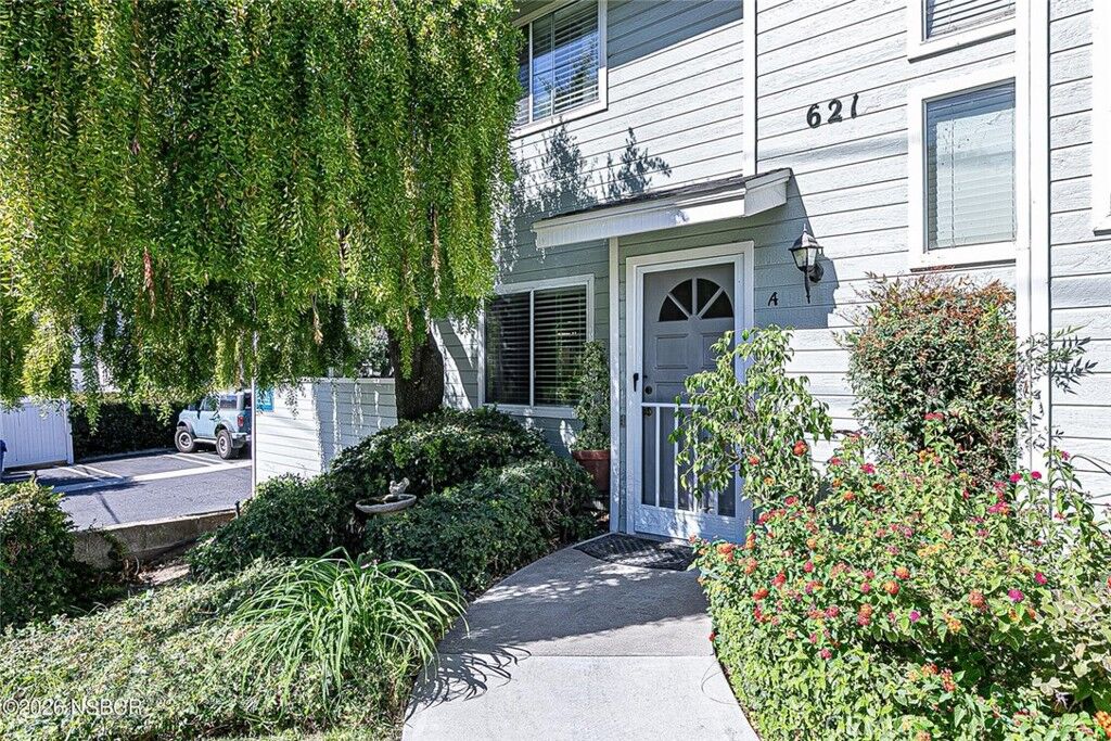 Property Photo: 621 Central Avenue A CA 93427
