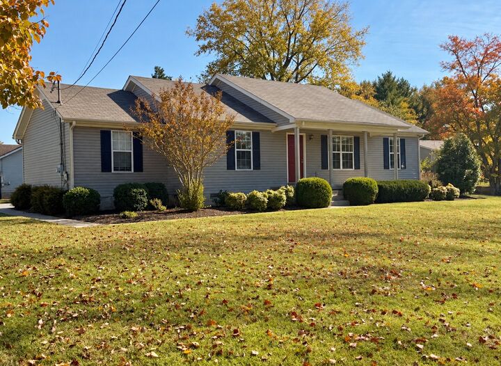 Property Photo:  2918 Meadowhill Dr  TN 37130 