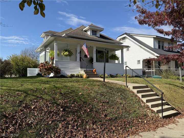 Property Photo:  823 Oakland Boulevard  OH 43725 