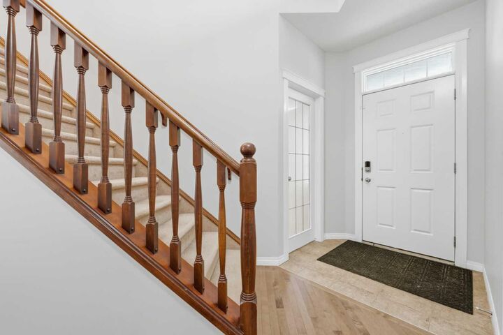 Property Photo:  38 Silverado Skies Crescent SW  AB T2X 0J5 