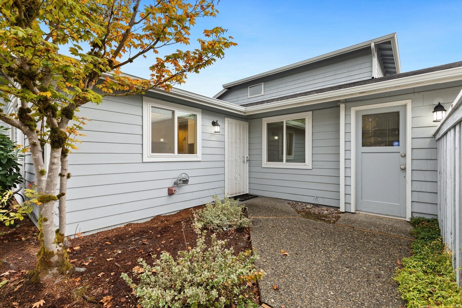 Property Photo: 11055 SE 250th Court A WA 98030