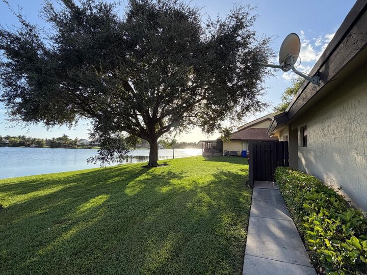 Property Photo:  310 SW 96th Terrace  FL 33025 
