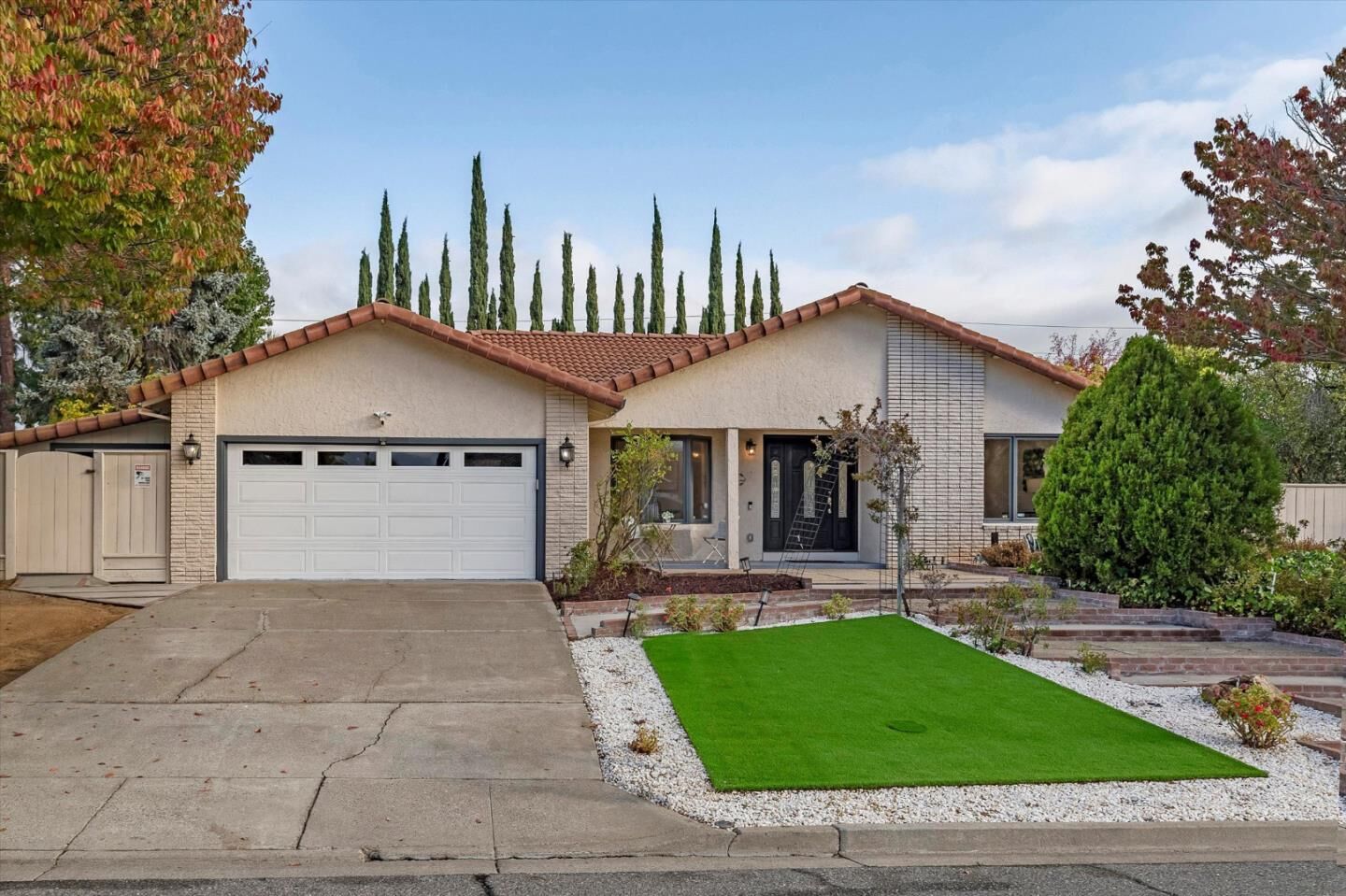 Property Photo: 12866 Glen Brae Drive CA 95070