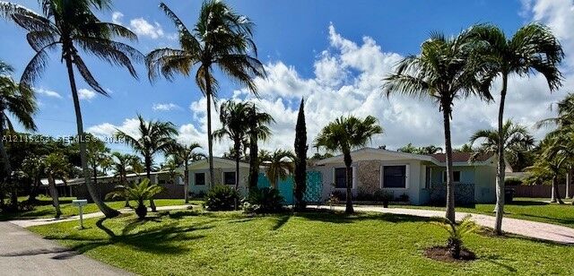 Property Photo:  12400 SW 93rd Ct  FL 33176 