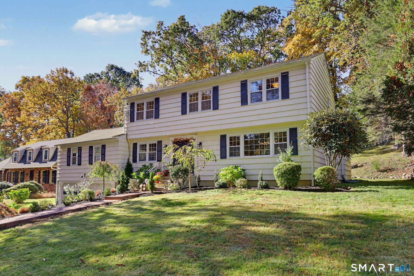 Property Photo:  285 Primrose Lane  CT 06825 