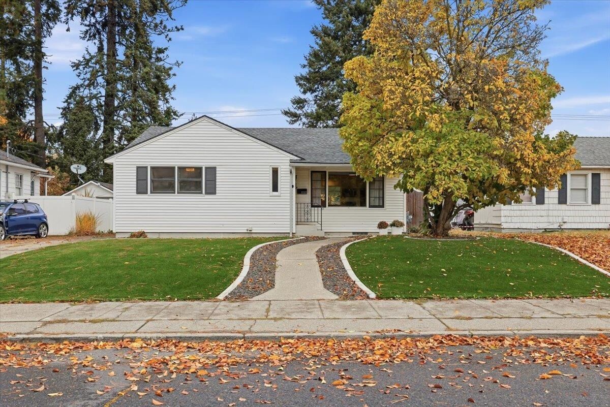 Property Photo: 1027 E 38th Ave WA 99203