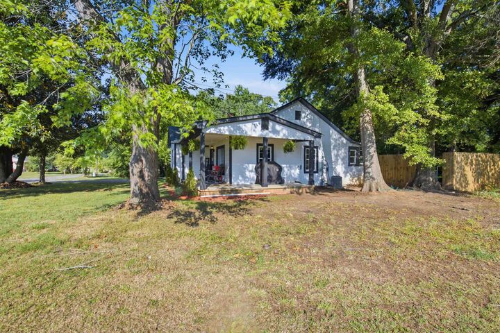 Property Photo:  126 Phillips Drive  NC 28043 