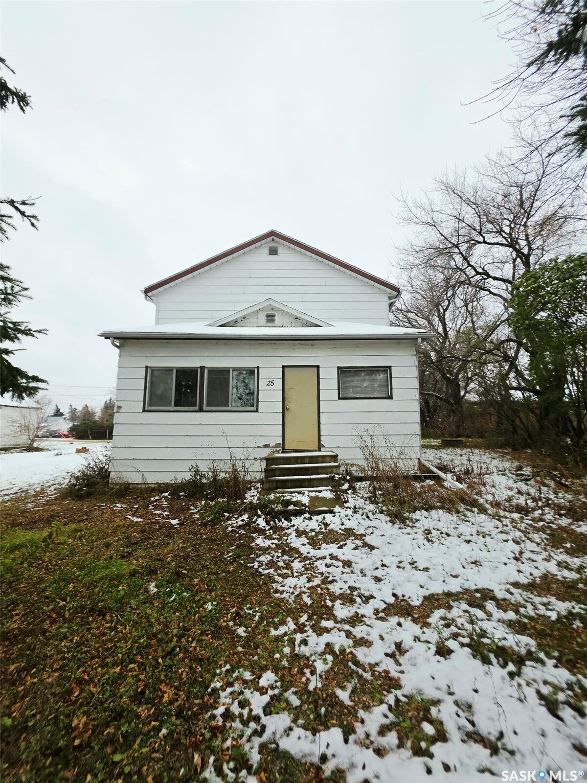 Property Photo:  25 Beck Street  SK S0A 0R0 