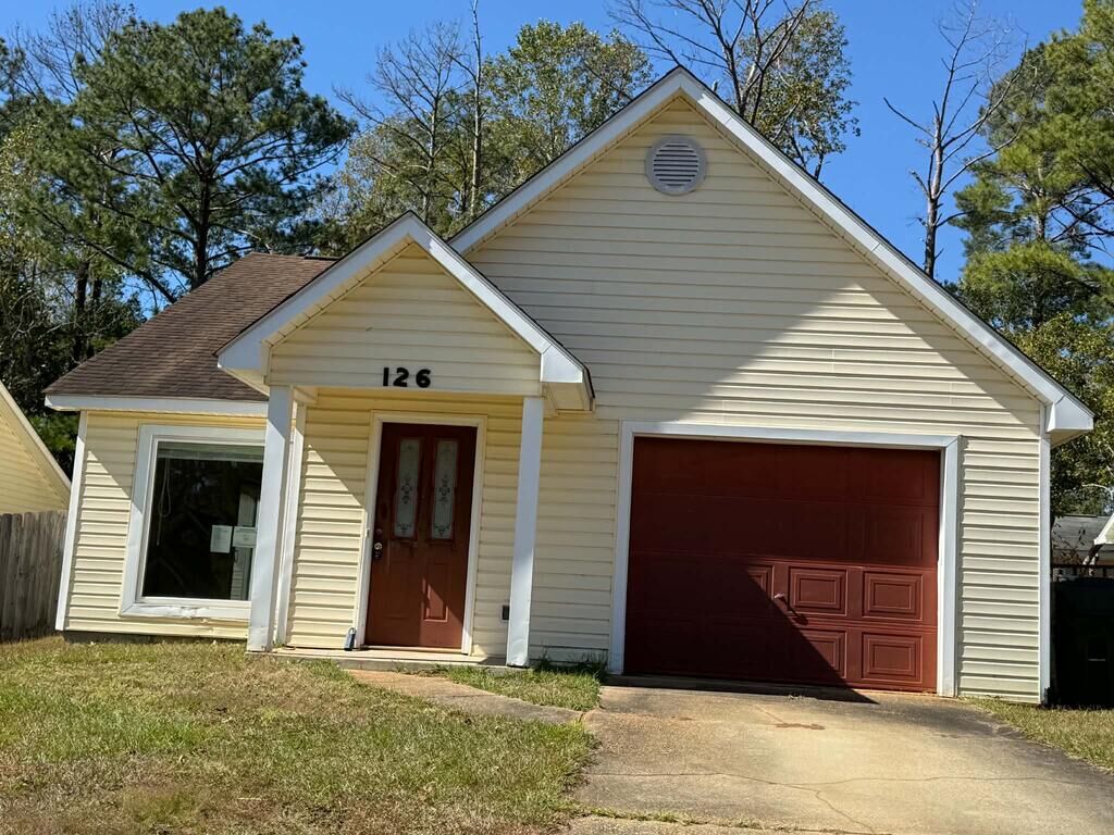 Property Photo:  126 Woodleigh  AL 36301 