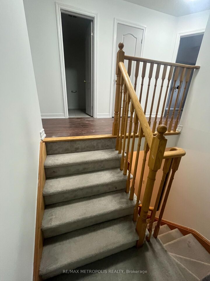 Property Photo: 2359 Steeplechase Street ON L1L 0E3