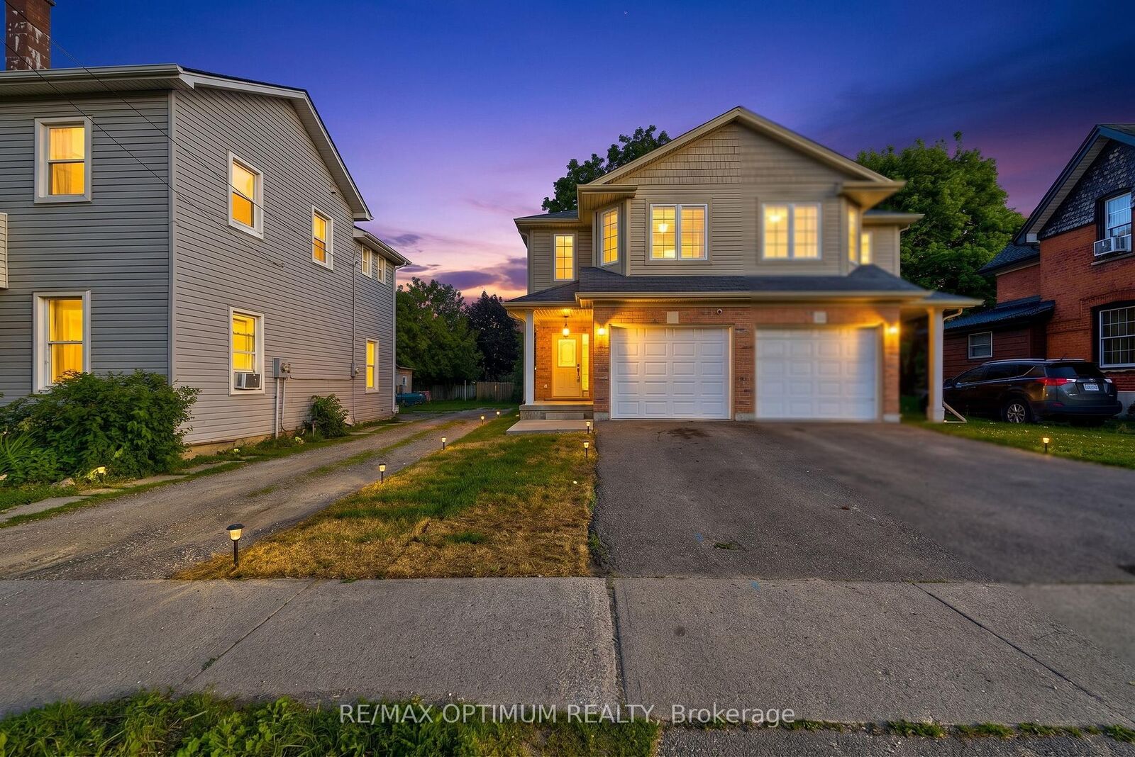Property Photo: 345 Dalhousie Street ON N3S 3V9