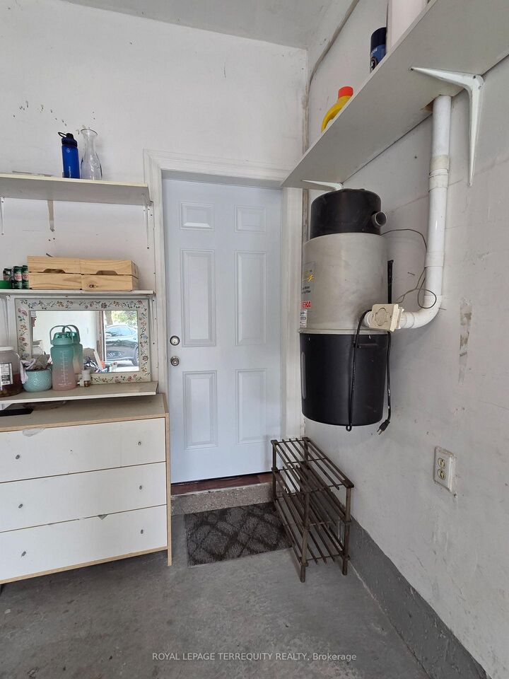 Property Photo: 16 Royal Chapin Crescent Bsmt ON L4S 1Z9