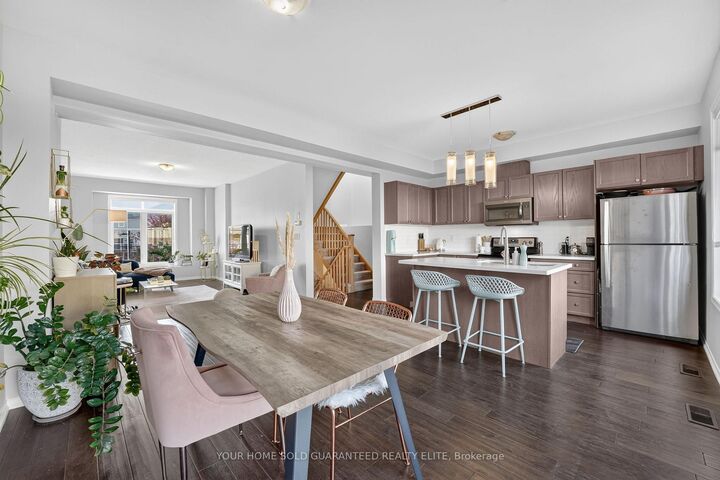 Property Photo:  5025 Desantis Drive  ON L3J 1W3 