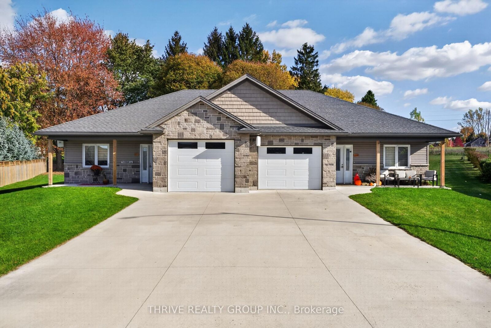 Property Photo: 43 Johnston Crescent ON N0G 1E0