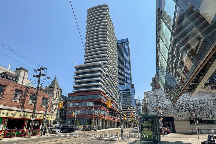 Property Photo: 280 Dundas Street W Ph07 ON M5T 0E3