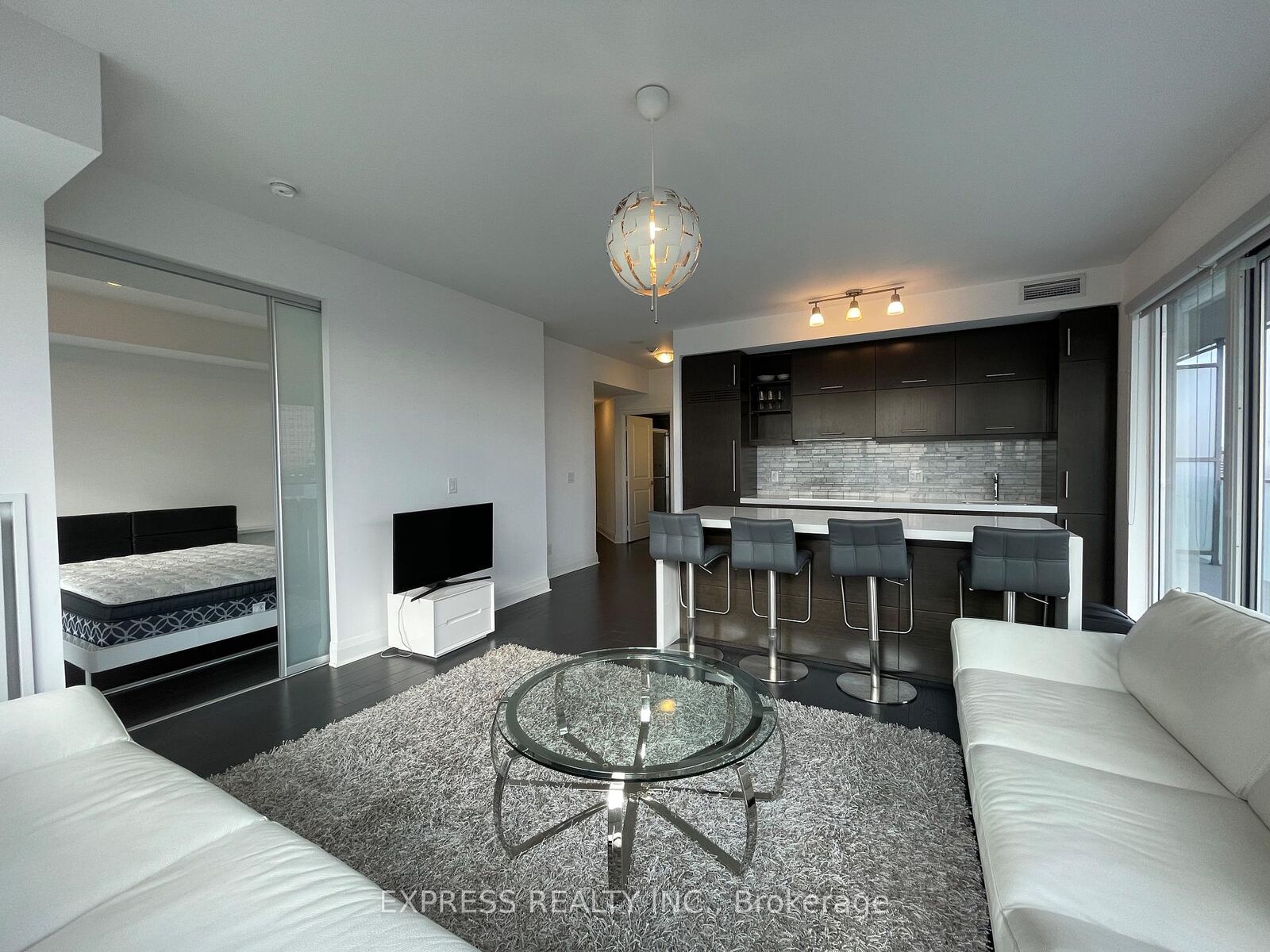 Property Photo:  1080 Bay Street 2504  ON M5S 0A5 