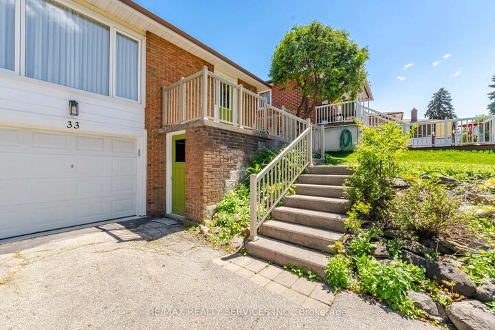 Property Photo:  33 Hesp Drive  ON L7E 2R5 