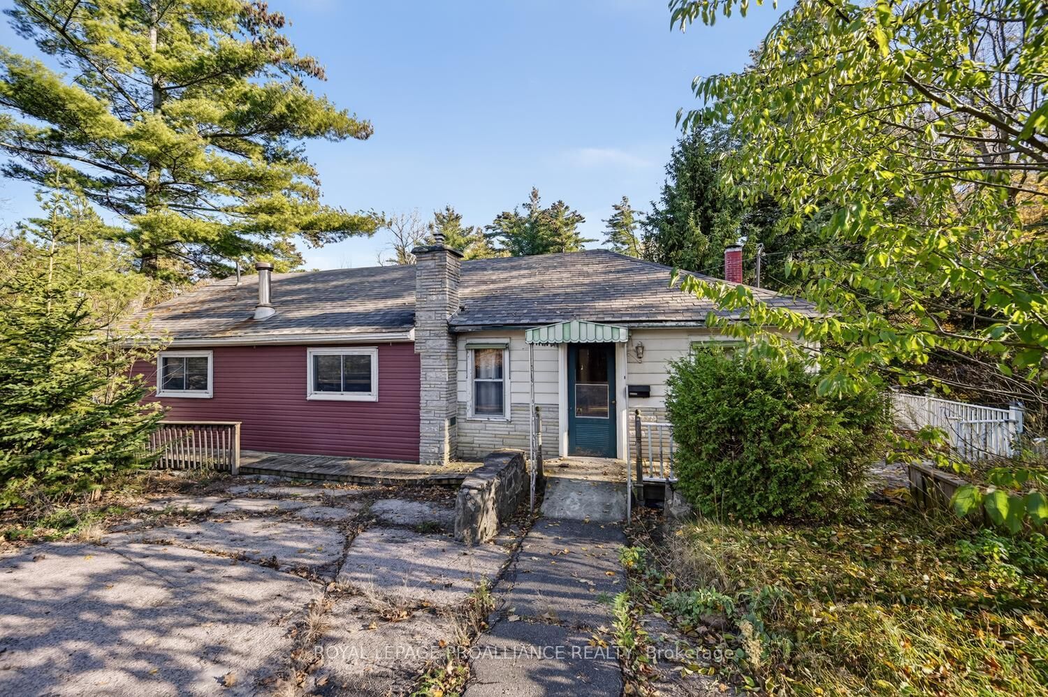 Property Photo:  1451 County Rd 2 Road  ON K6V 5T3 
