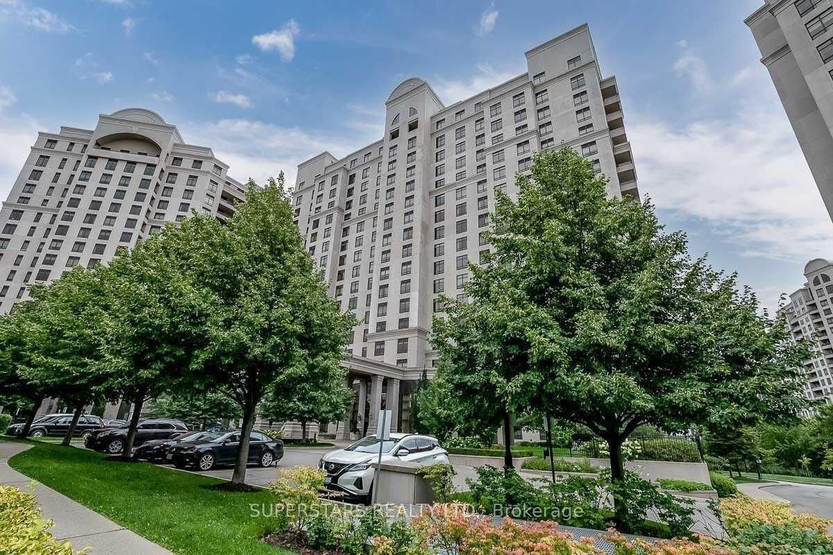 Property Photo:  9245 Jane Street 1002  ON L6A 0J9 