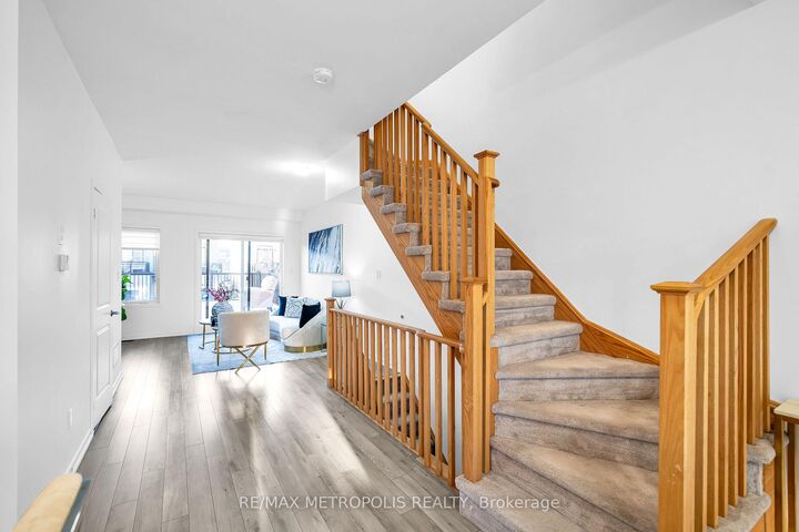 Property Photo:  36 Bateson Street  ON L1S 7M3 