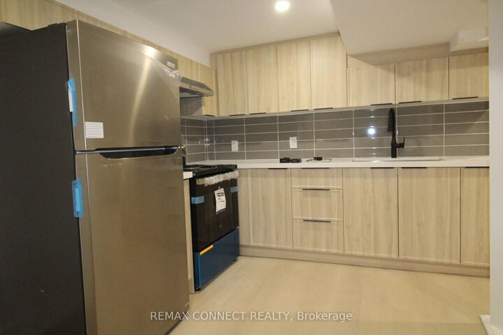 Property Photo:  12 Longbridge Road Lower - 1 Bedroom  ON L4J 1L5 