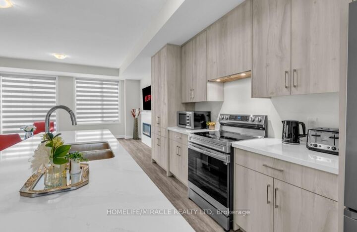Property Photo: 1361 Kaniv Street ON L6M 5R3