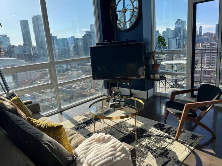 Property Photo:  460 Adelaide Street E Ph203  ON M5A 0E7 