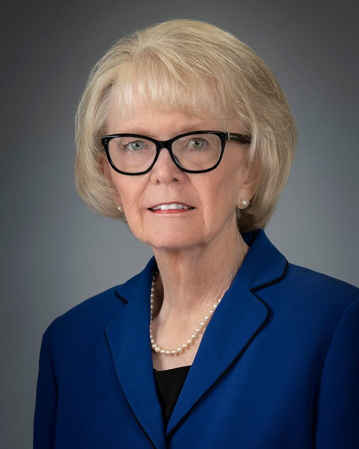 Peggy Collins, Real Estate Broker in Florence, McMillan and Associates