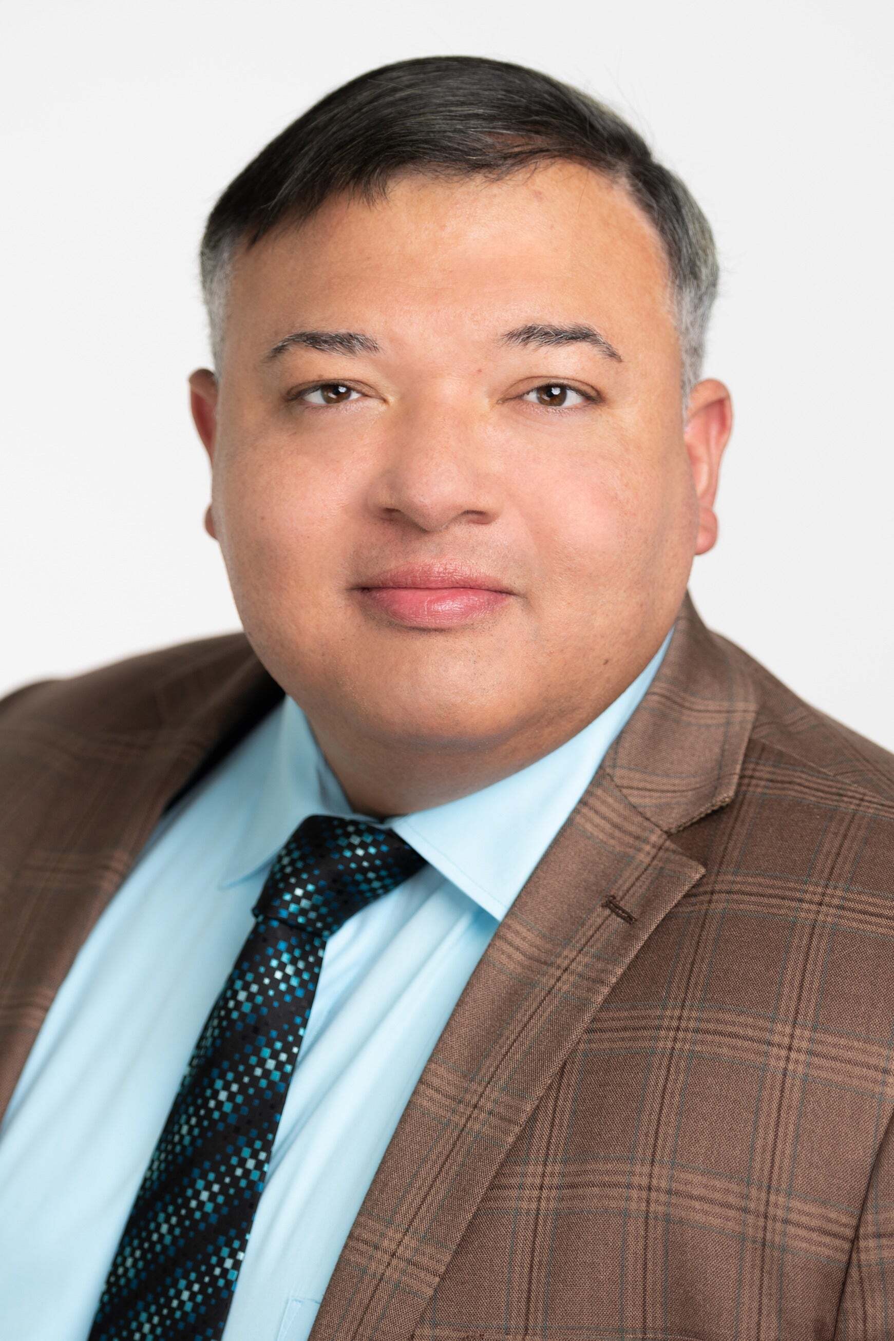 Douglas Hernandez, Salesperson in Summit, New Jersey