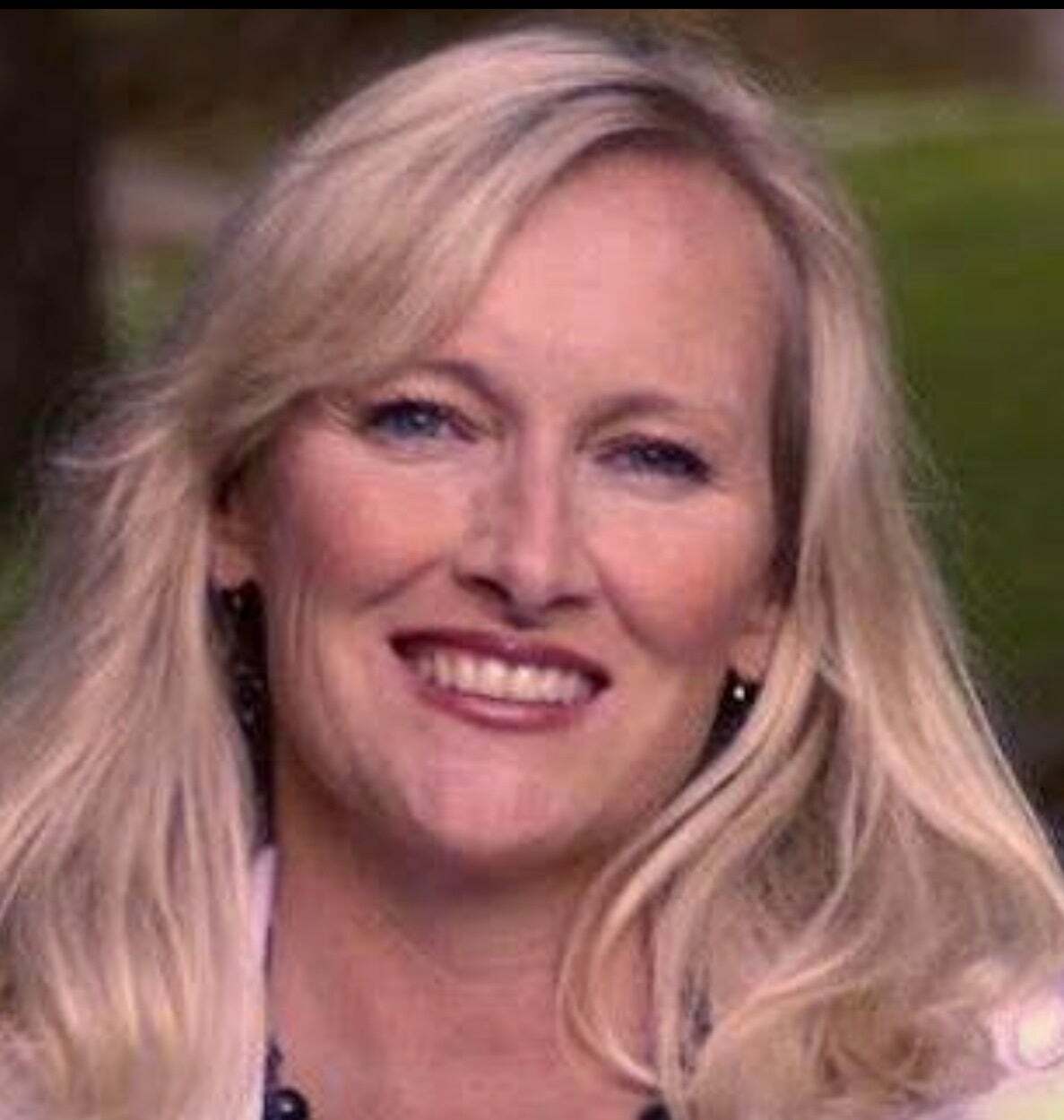 Tracy Young, Real Estate Broker in Bloomington, Scheetz