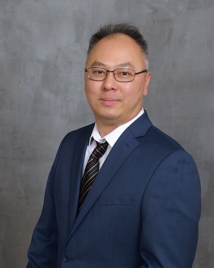Hong Le, Real Estate Salesperson in Berkeley, Masters