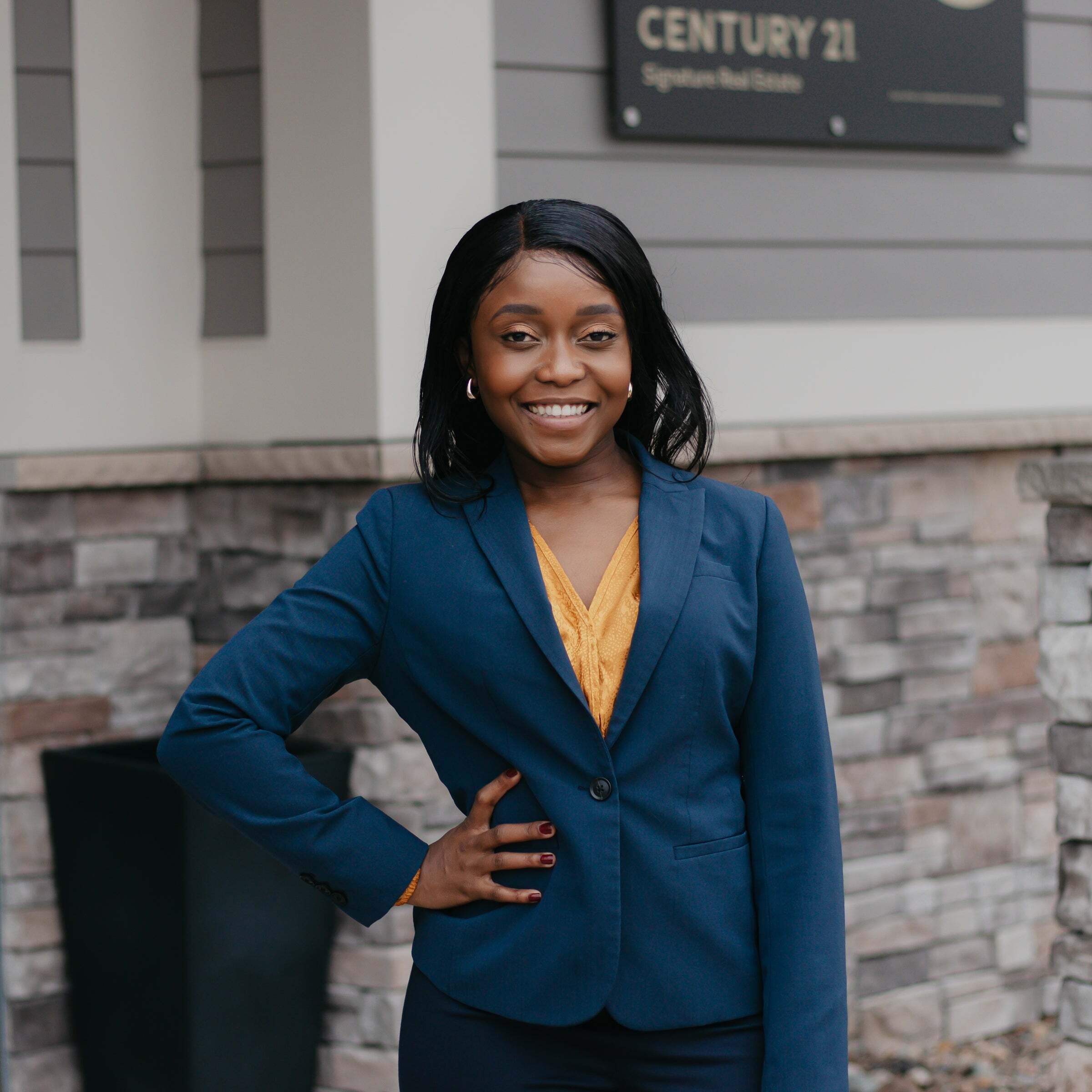 Veronica Kennett, Real Estate Salesperson in Ankeny, Signature Real Estate