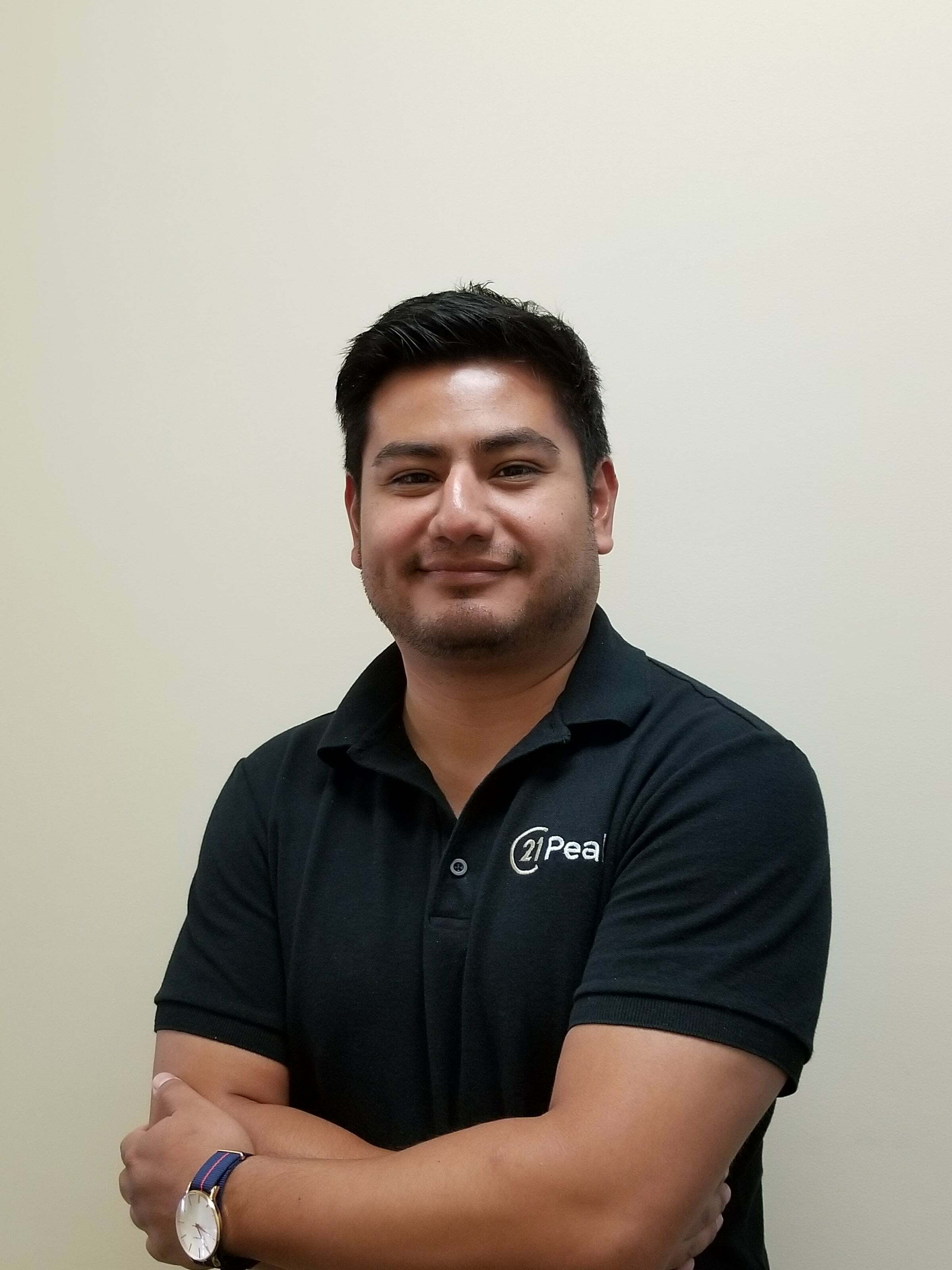 Cristian Galvez, Real Estate Salesperson in Downey, Real Estate Alliance