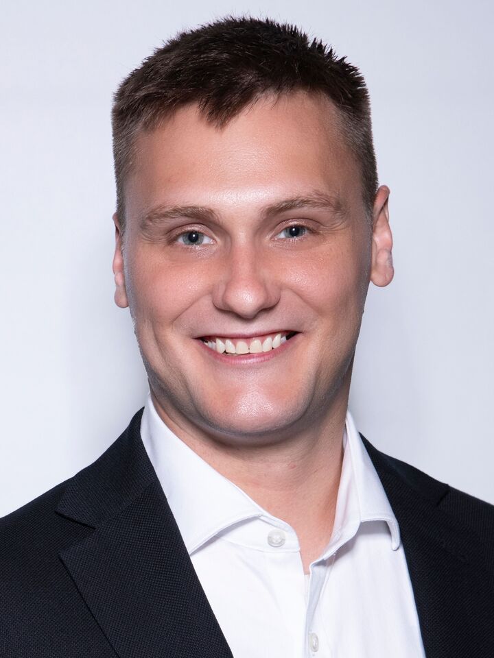 Marc Nisbett, Real Estate Salesperson in Massapequa, AA Realty