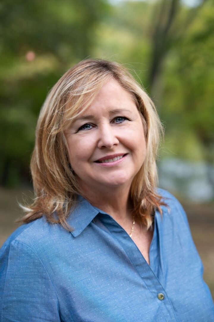 Susan Tull, Real Estate Salesperson in Galloway, Maturo