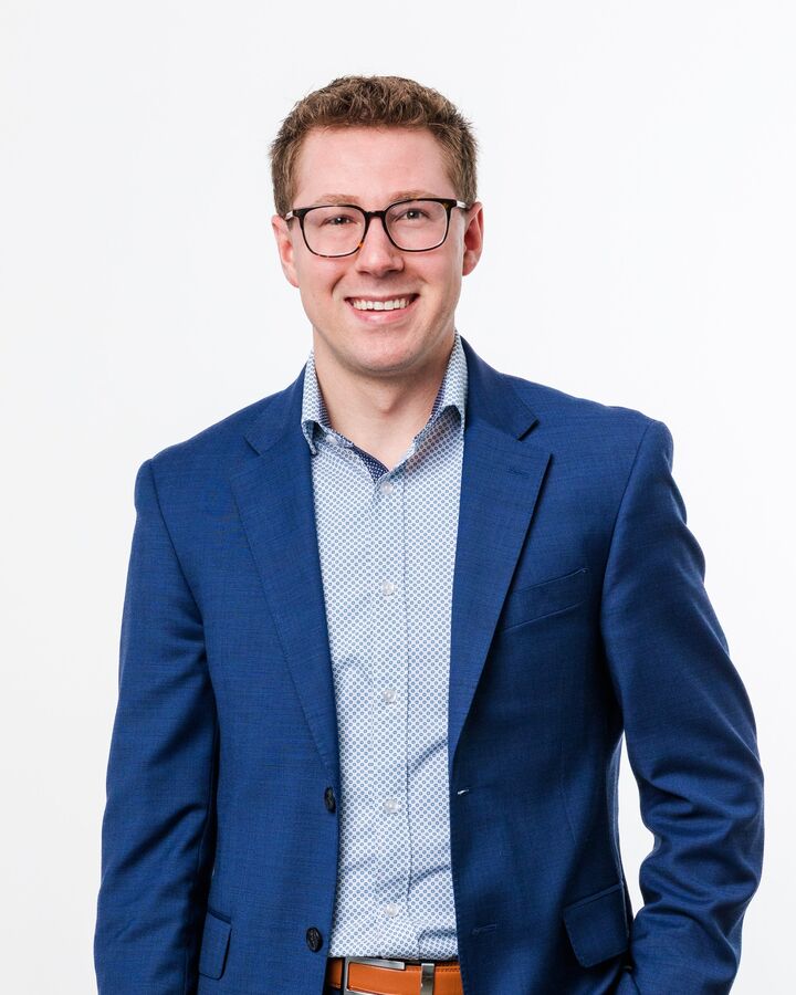 Cody Hoelscher, Real Estate Salesperson in Schofield, Action